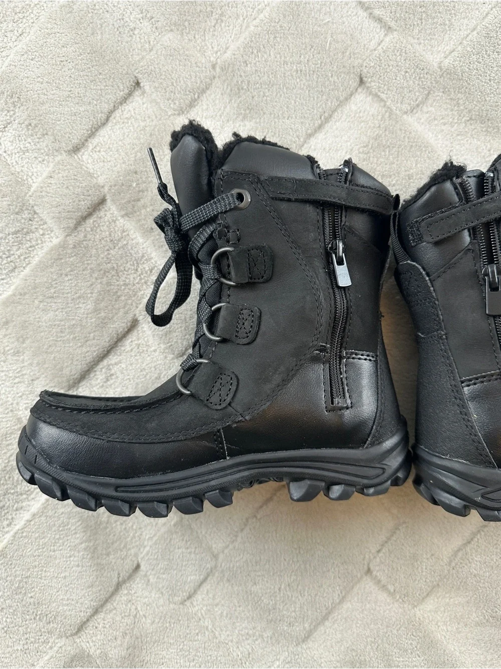 Timberland Chillberg Waterproof Boots Youth 12.5 Black Fur Lined
